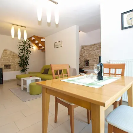 Дом отдыха House 1765 *