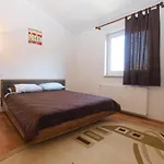 House 1765 Дом отдыха *